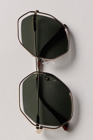 Stevie Hex Sunglasses by Free People in Green