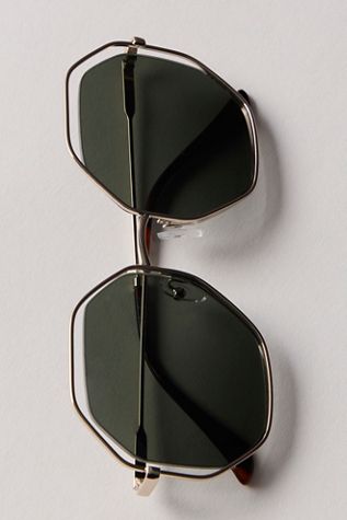 Free People Beau square sunglasses FREE PEOPLE Beau Square Sunglasses | endource main image 3