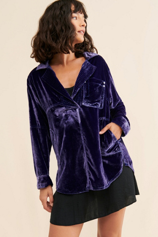 Peyton Velvet Pullover