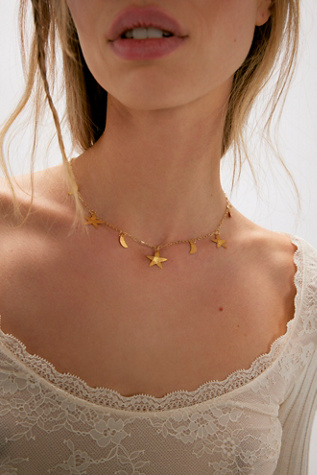 Après Ski Nisa Necklace at Free People in Gold