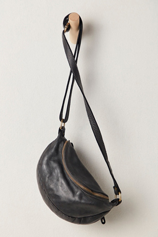 Bolsa Nova Avery Sling Bag