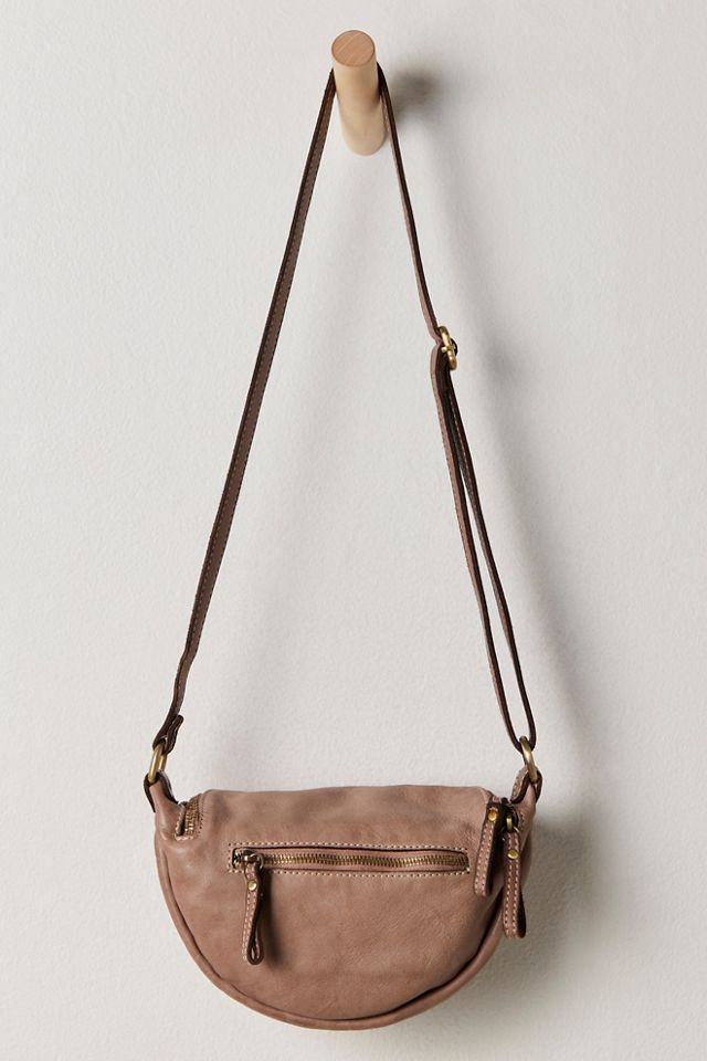 Bolsa Nova Avery Sling Bag #1