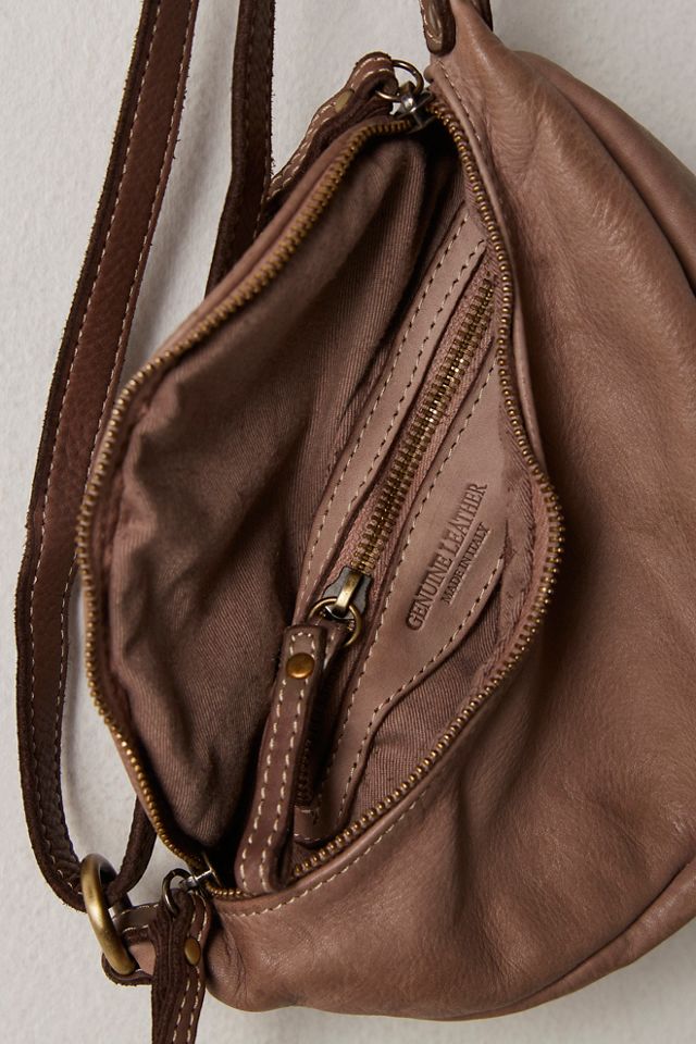 Bolsa Nova Avery Sling Bag #3