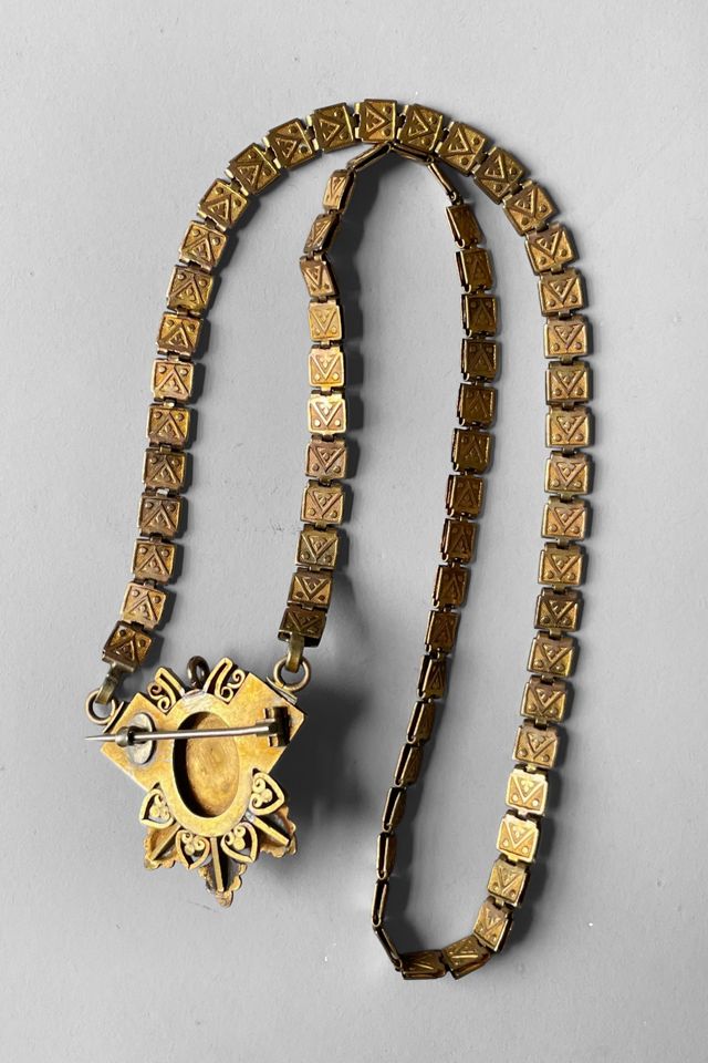 Antique Victorian Gold Filled Book Chain Cameo Necklace Selected by MARMALADE #1