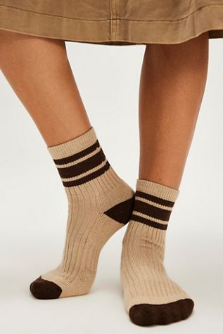Ivy Ellis The Galdana Socks