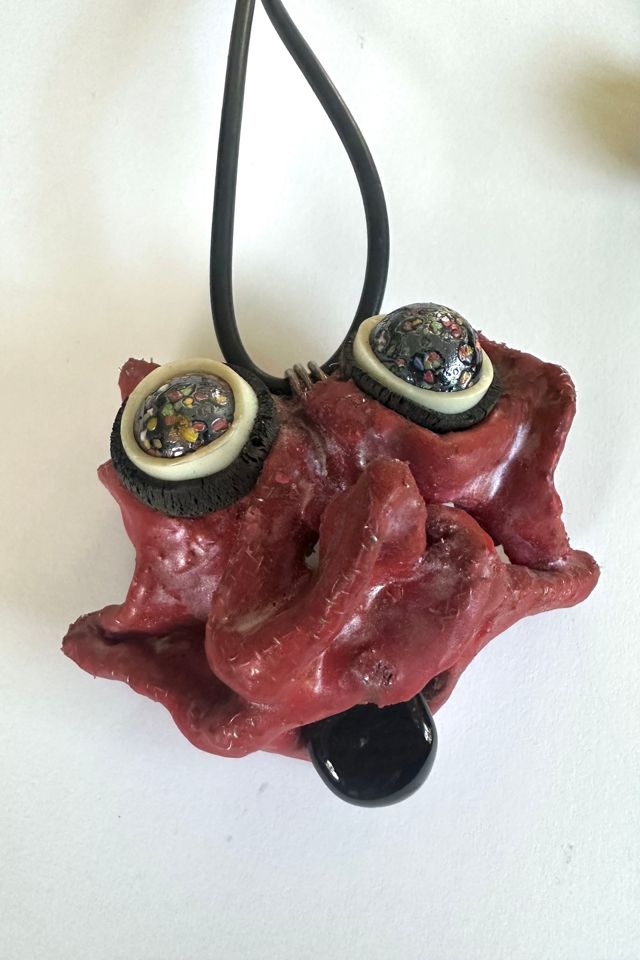 Vintage 1980s Artisan Resin Creature Necklace Selected by Cherry #1