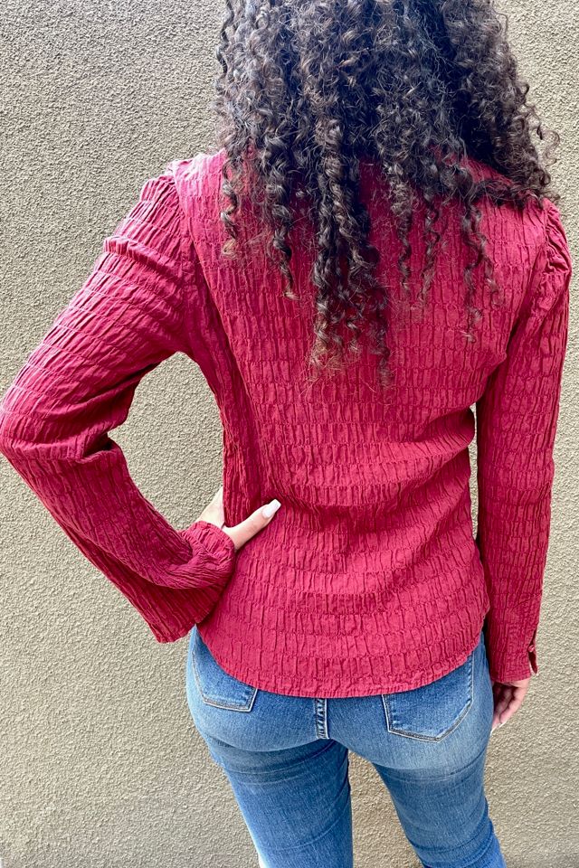 Vintage Dark Red Crinkle Top With Flared Sleeves Selected By Ankh By Racquel #1