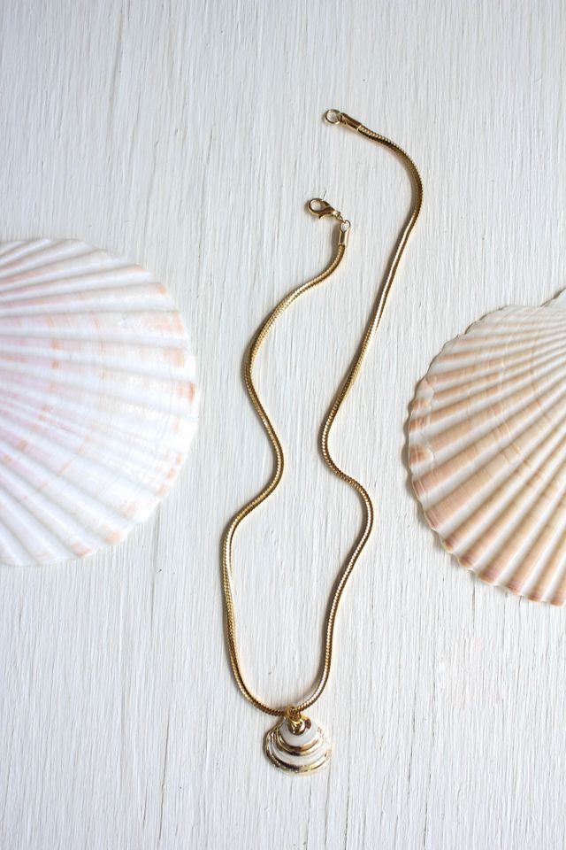 Vintage Gold Snake Chain Seashell Charm Necklace Selected By Moons + Junes Vintage #1