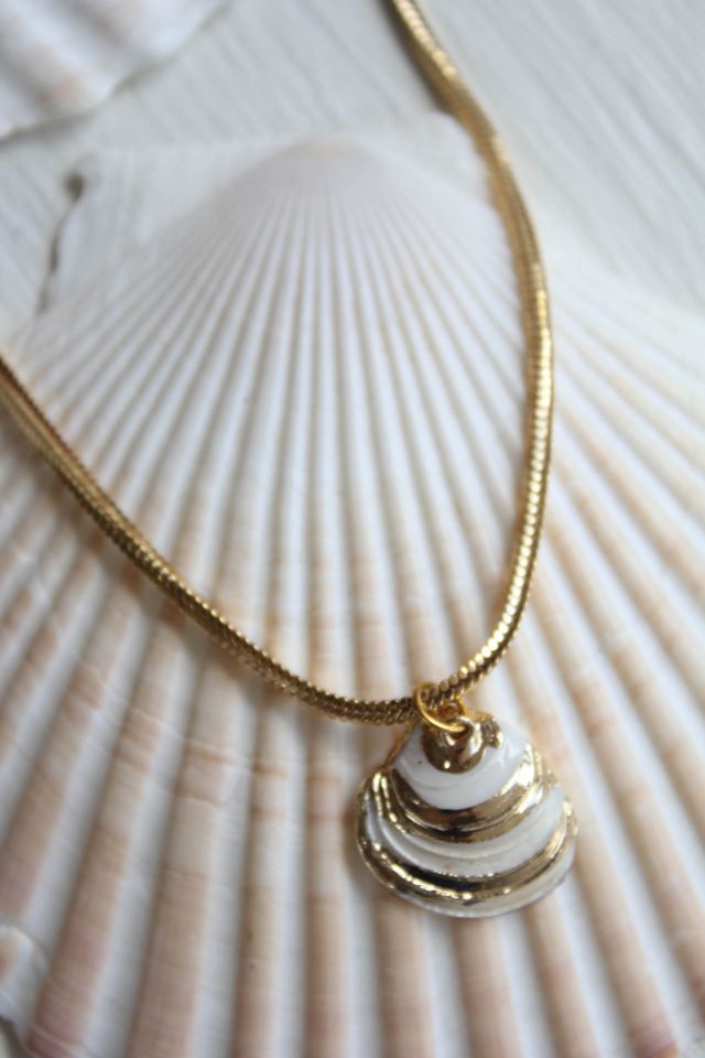 Vintage Gold Snake Chain Seashell Charm Necklace Selected By Moons + Junes Vintage #3