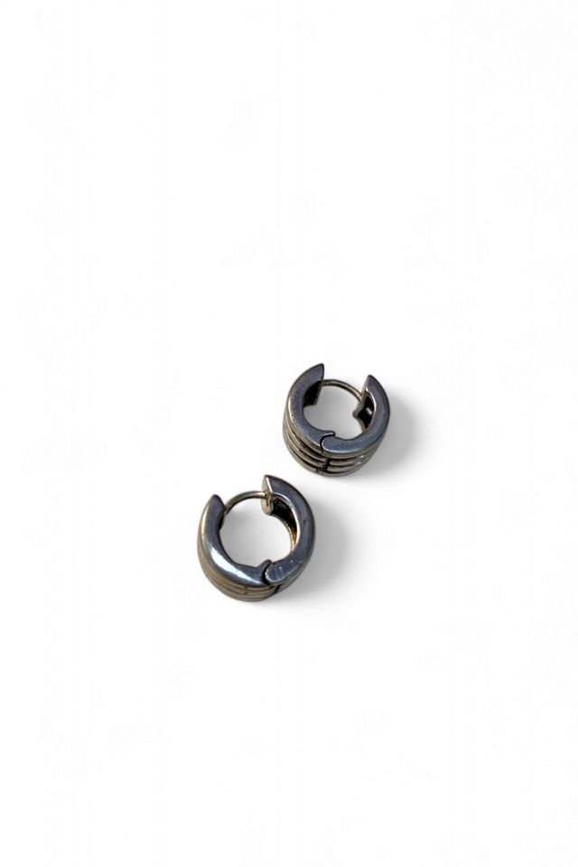 Vintage Sterling Silver Modernist Grooved Huggie Hoop Earrings Selected by SharpLilTeeth #1
