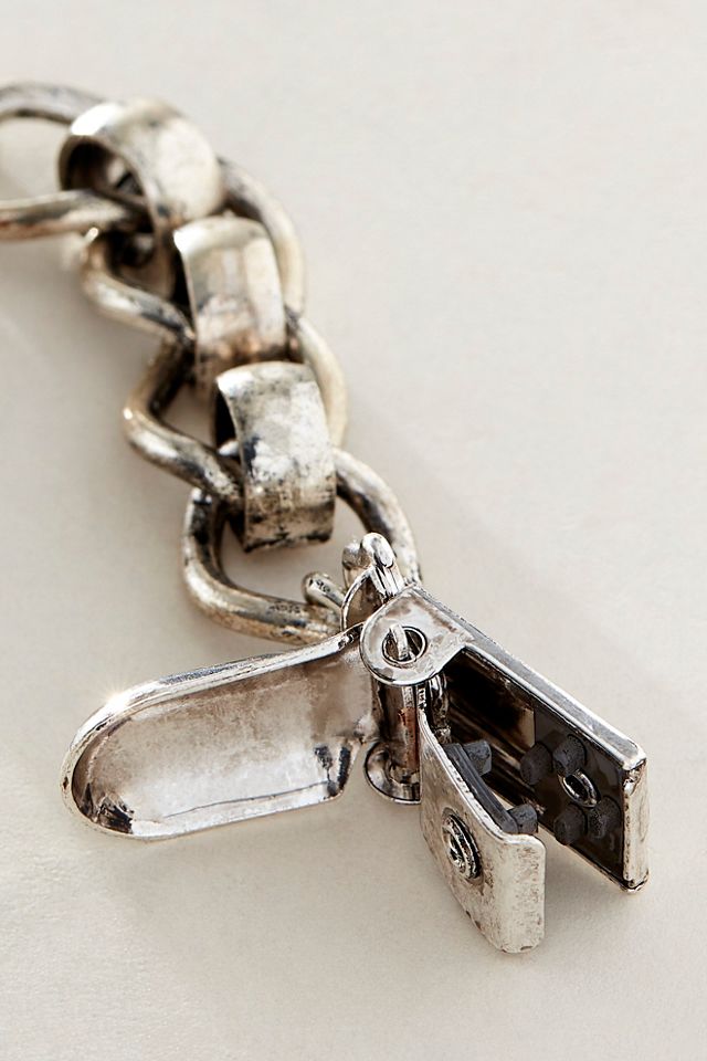 Camaraderie Chain Cinch Pin #2