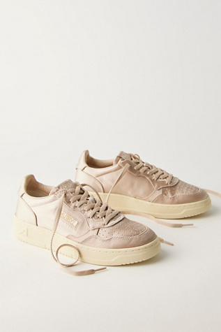 Autry Medalist Low-Top Satin Sneakers