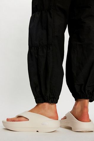 OOFOS OOriginal PLUS Flip Flops