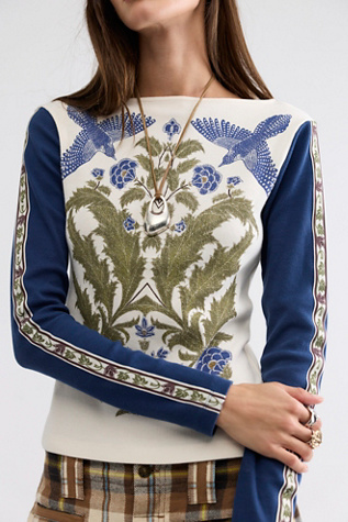 Sunday Market Folklorian Twist Long Sleeve Top