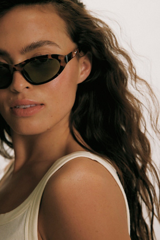 Penny Twist Cat Eye Sunglasses at Free People in Tort & Lake