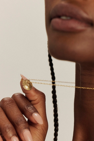 Elisabeth Bell Small Sand Dollar Necklace