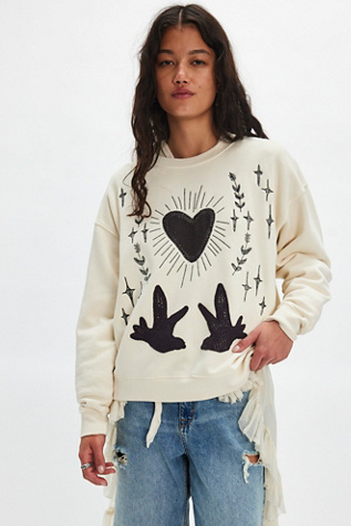 Женский свитшот Tricia Fix My Heart Crewneck, цвет: Слоновая кость — фото 3