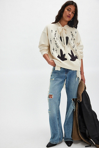 Женский свитшот Tricia Fix My Heart Crewneck, цвет: Слоновая кость — фото 4