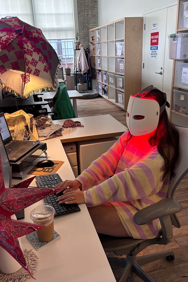 TheraFace Mask Glo #4