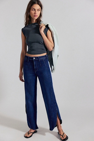 We The Free CRVY Keepsake Tulip Jeans at Free People in Dark Wash, Size: 25