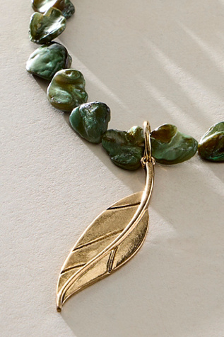 Женское колье Free People Leila Pendant, цвет: Оливковый — фото 2