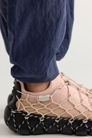 KEEN UNEEK 360 Sneakers