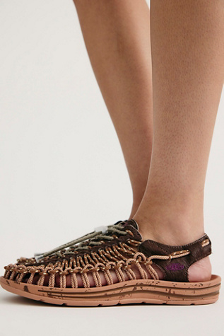 KEEN UNEEK Leather Sneakers
