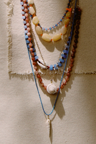 Женское колье Free People Hailee Semiprecious Layered Beaded, цвет: Лазурный / Коралловый — фото 2