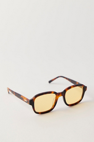 Женские солнцезащитные очки Banbe The Immy Sunglasses, цвет: Черепаховый / Жёлтый — фото 2