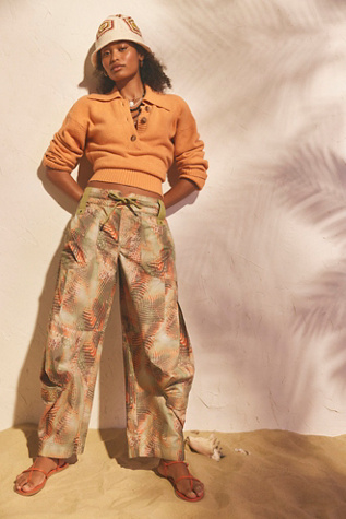 We The Free Onset Printed Pull-On Cargo Pants at Free People in Green, Size: XS