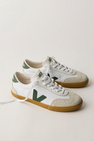 Женские кроссовки Veja Volley Canvas, цвет: Белый натуральный, вариант 1 — фото 2