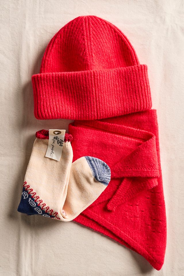 Merry Free People Bundle #1