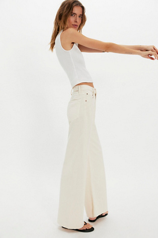 MOTHER Jeans The Lemon Twist Sneak