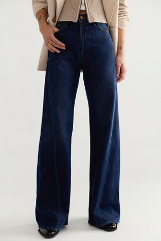 MOTHER The Lemon Twist Sneak Jeans
