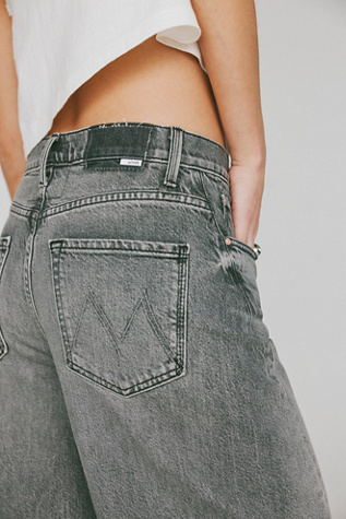 Женские шорты MOTHER The Whole Lot Zip Twist Fray, цвет: Bait And Switch — фото 3