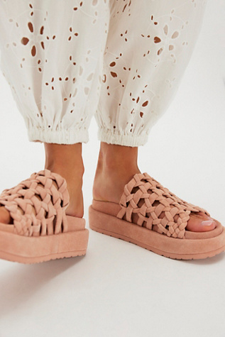 Nadi Woven Slide Sandals
