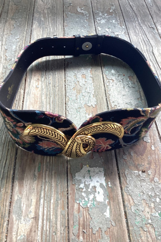 Vintage 1980s Tapestry Belt with Gold Buckle Selected by Cherry