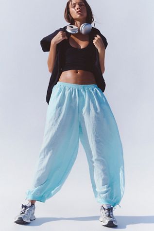 On It Balloon Pants