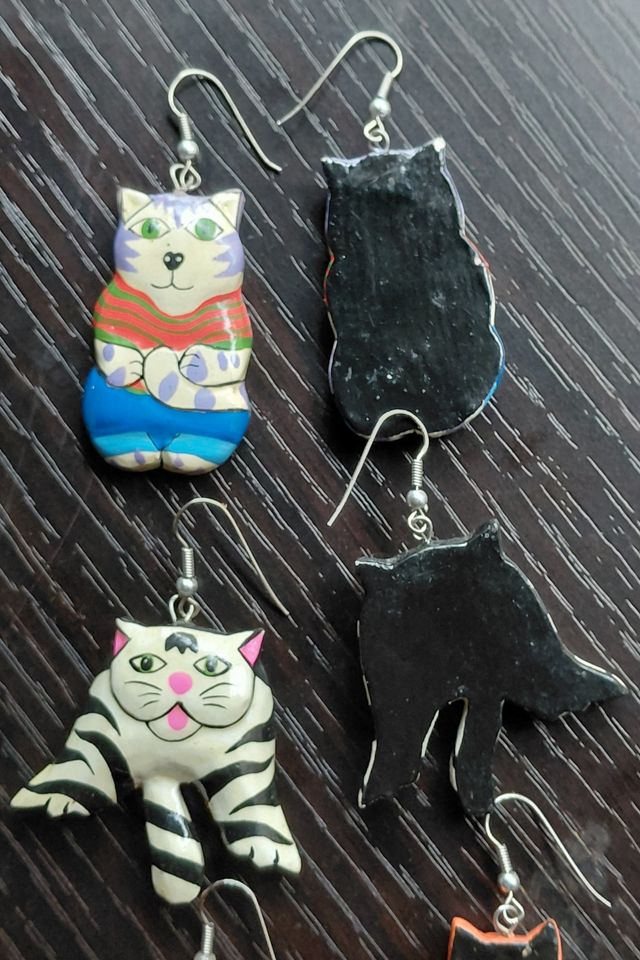 Vintage Carved Cat Earrings Set Selected by Garbage Soup #3