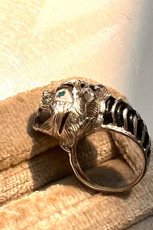 Vintage Sterling Silver Tiger Ring  Selected by Anna Corinna #2