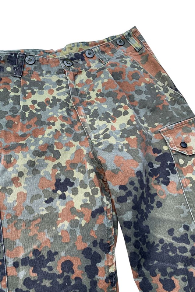 Vintage Cargo Pocket Camouflage Pants Selected by SharpLilTeeth #1