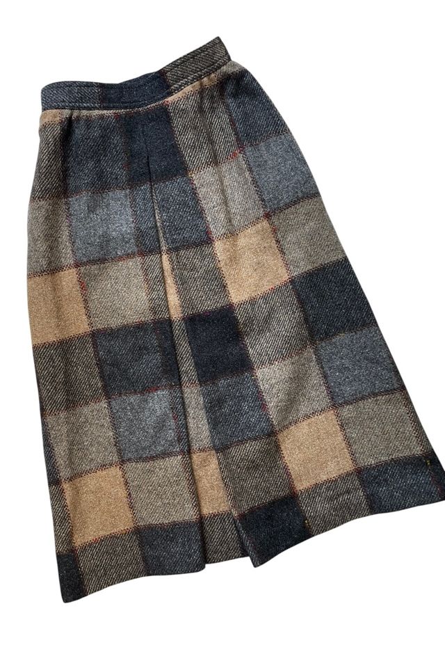 Vintage 1970s Large Plaid Skirt Selected by FernMercantile #1