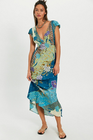 Echo Chamber Midi Dress