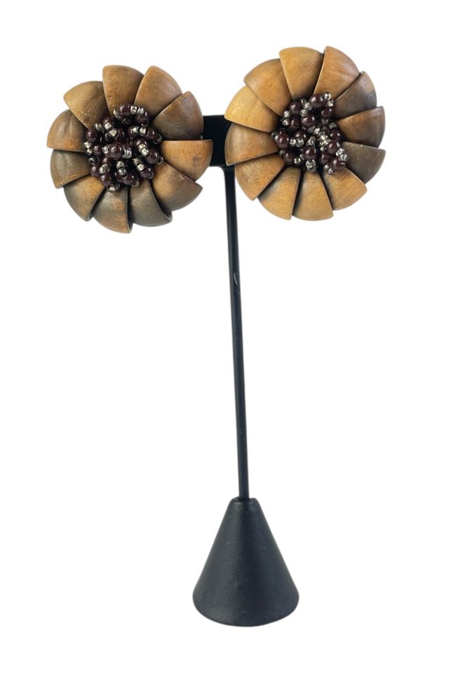 Vintage Round Shell Earrings Selected By Ankh By Racquel #1