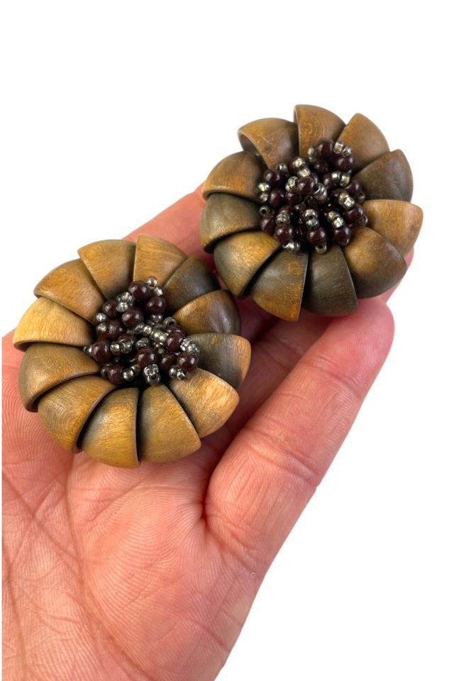 Vintage Round Shell Earrings Selected By Ankh By Racquel #2