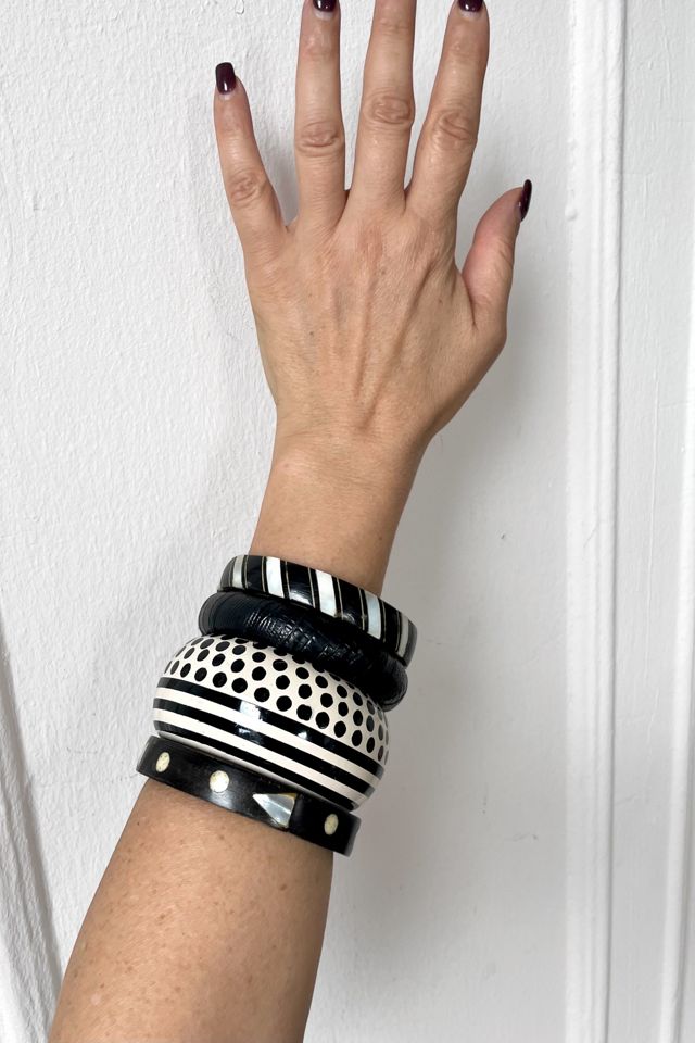 Graphic 80s  Black and White Vintage Bangle Stack  Selected by MARMALADE #1