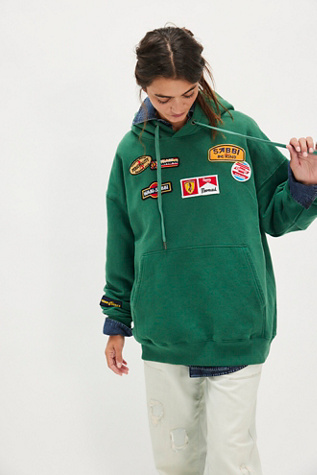 Sabbi Be Youthful Hotel Hoodie