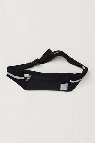Женская сумка FP Movement Reflective Runner Belt, цвет: Чёрный — фото 2