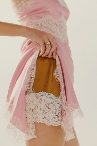 Meet Me In The Middle Tap Shorts