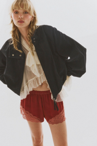 Meet Me In The Middle Tap Shorts